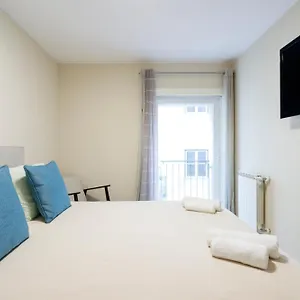 Shared In Bairro Alto - Chiado Habitación en casa particular